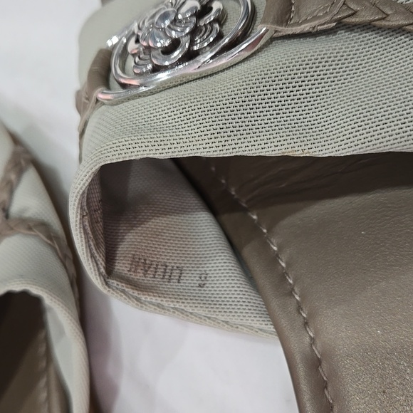 Brighton Lilian Womens Size 10 Wedge Sandals Silver Taupe Mesh - Picture 6 of 7